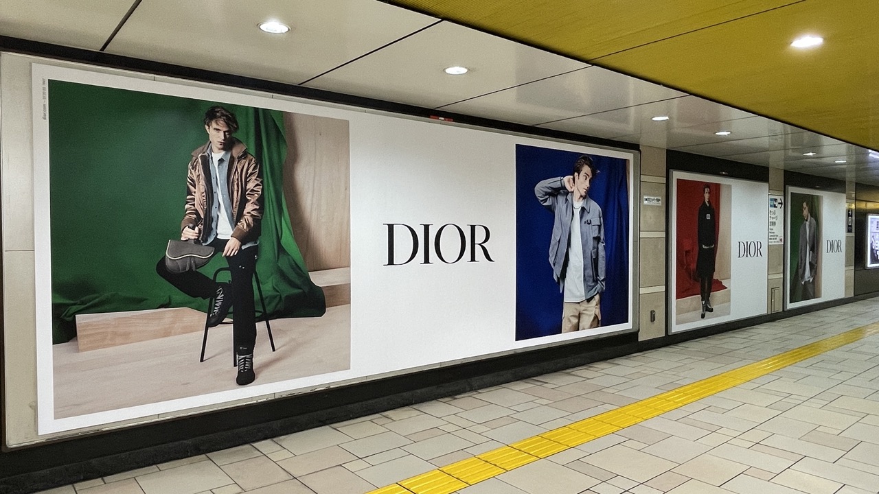 ディオール、ロバート・パティンソンを起用した、2023年スプリング